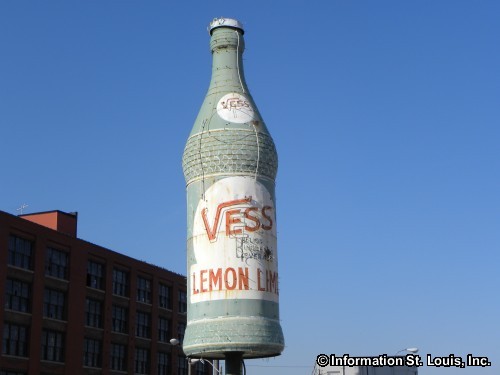 Vess Bottle in Columbus Square Vess Bottle