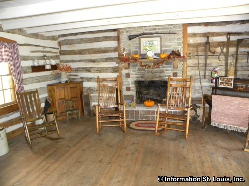 Yanda Log Cabin